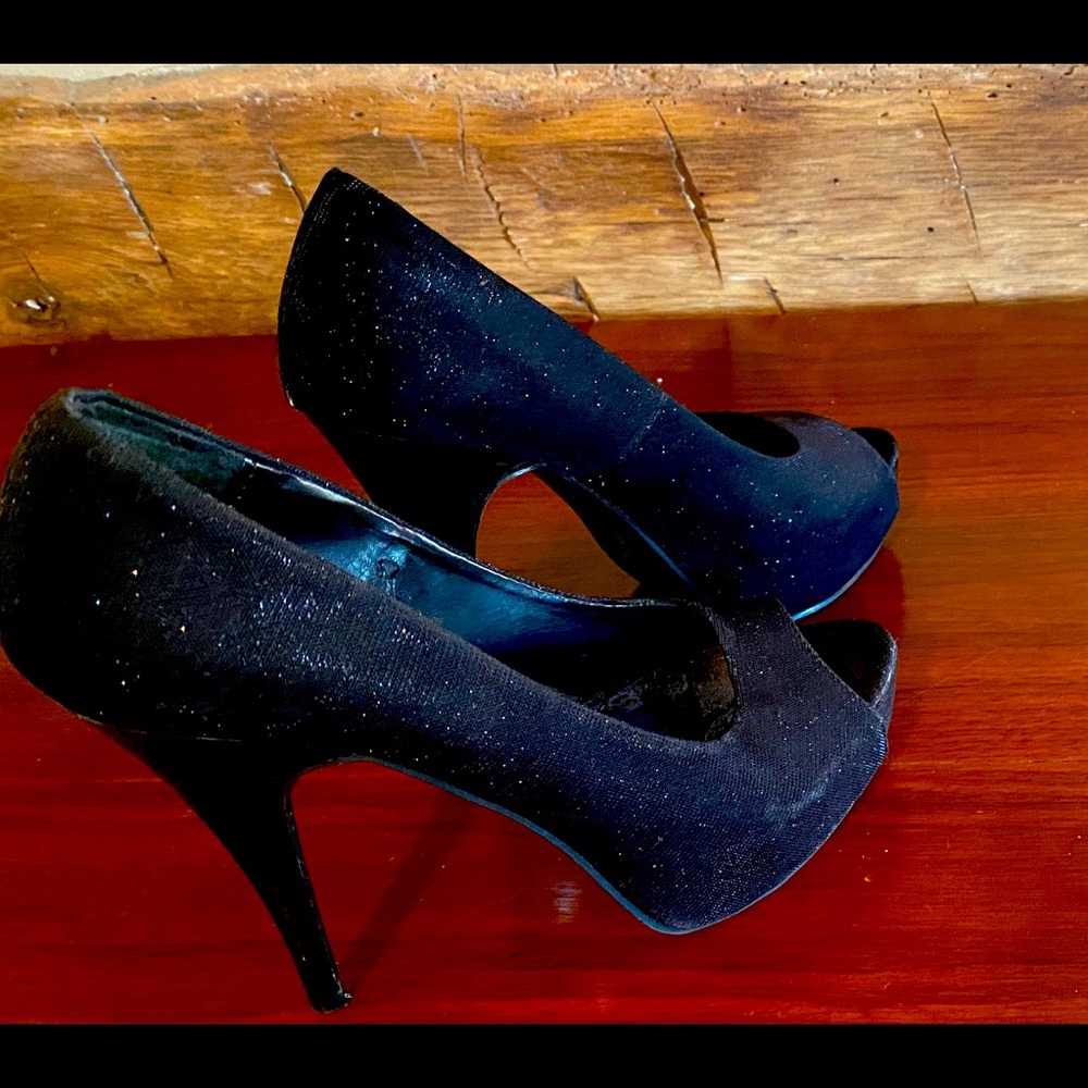 Sparkly peep toe heels 7.5